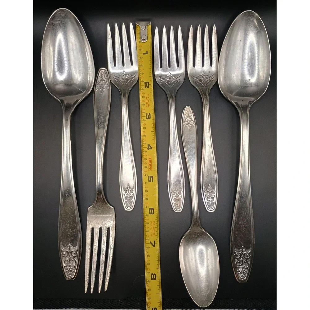 Princess-Lady Doris (Silverplate, 1929) by International Silver - 7 pieces